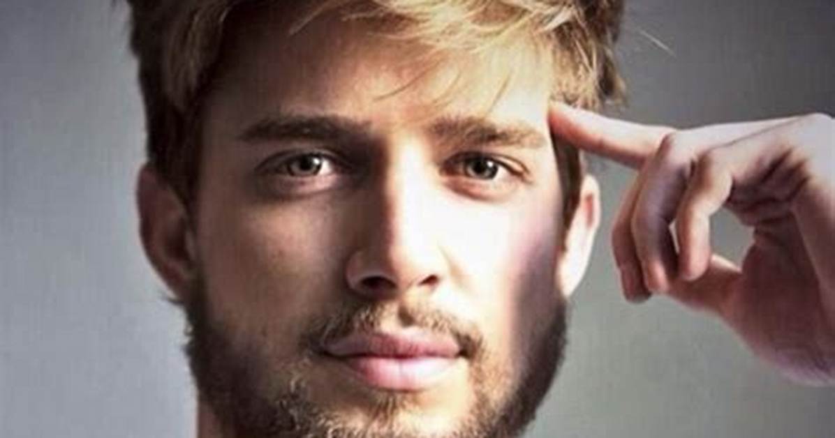 Drew Van Acker