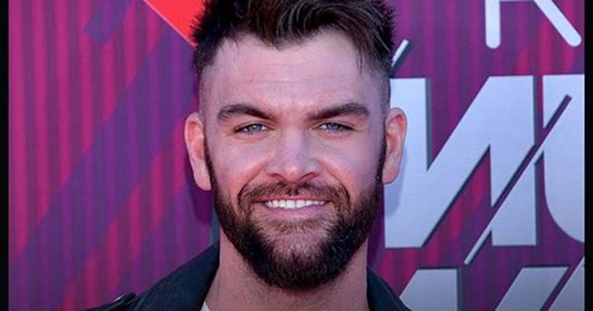 Dylan Scott