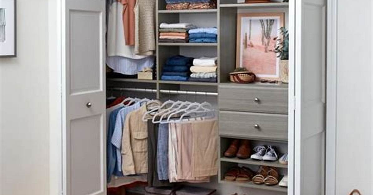 Easy Closet