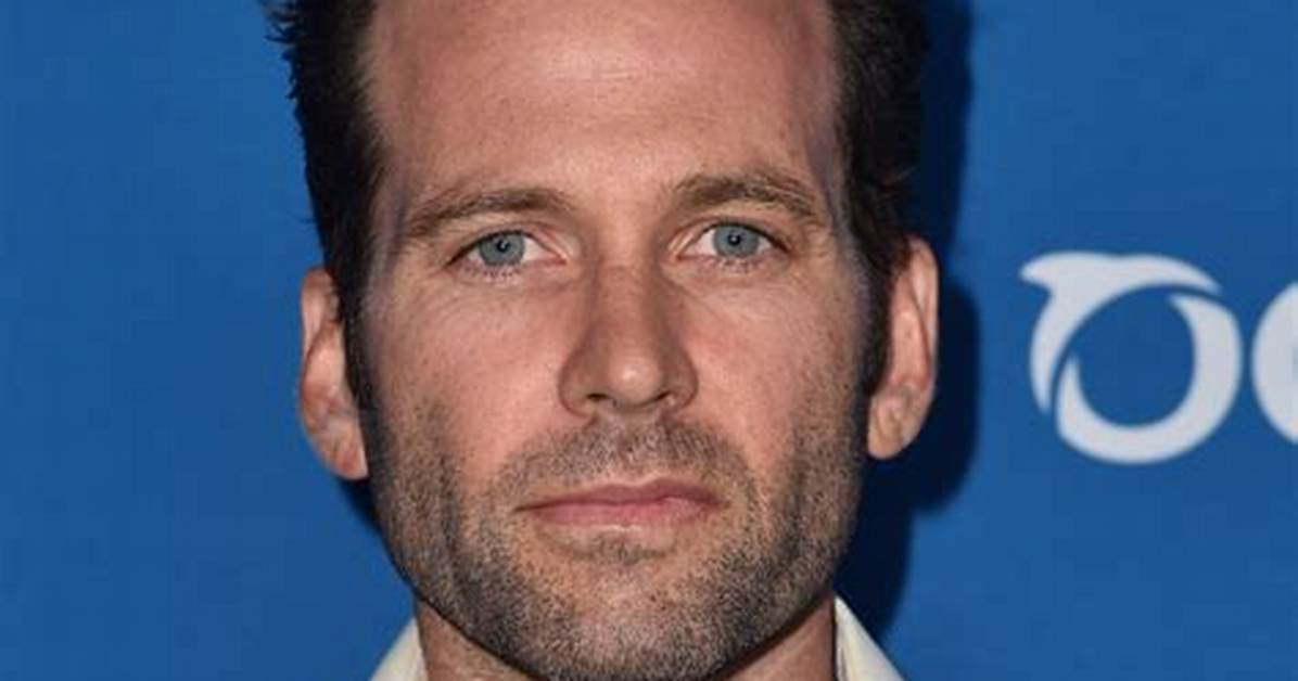 Eion Bailey
