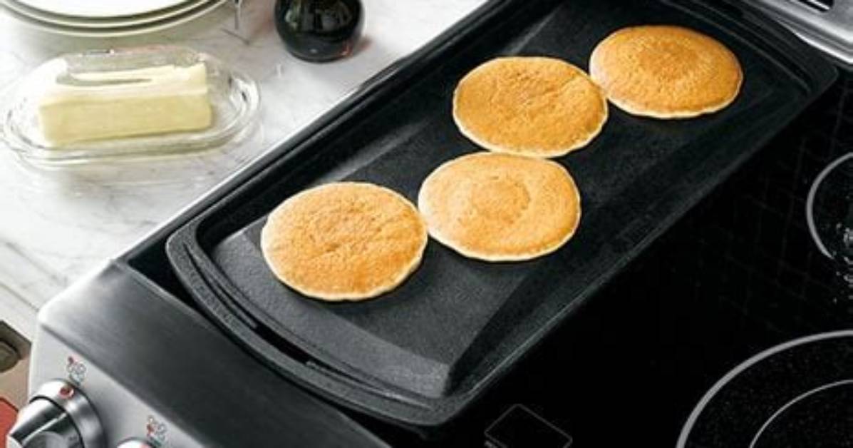 Electric Range with Griddle