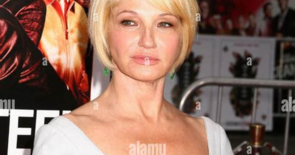 Ellen Barkin 2020