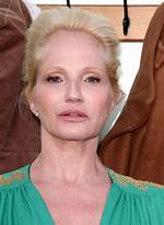 Ellen Moss Net Worth