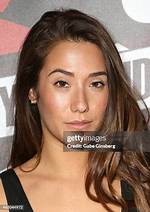 Eva Lovia