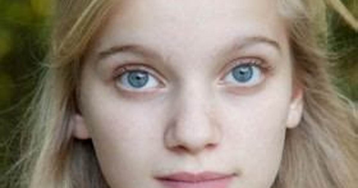 Eva Sayer