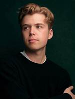 Evan Roe