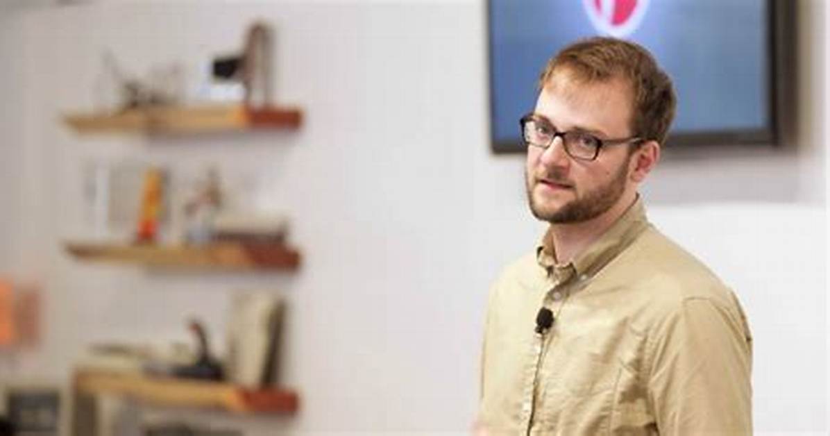 Evan Sharp Net Worth