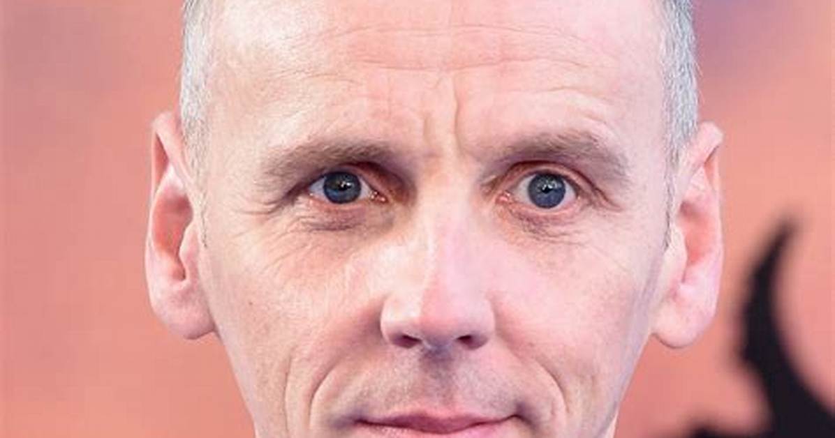 Ewen Bremner Height