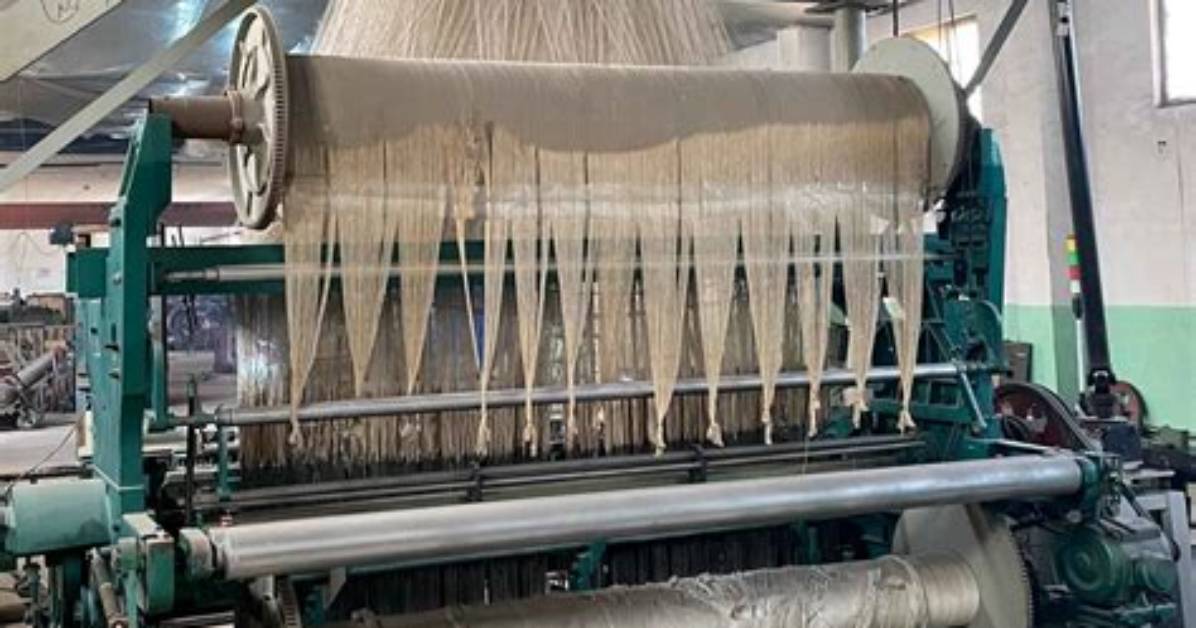Fabric-Weaving Machine