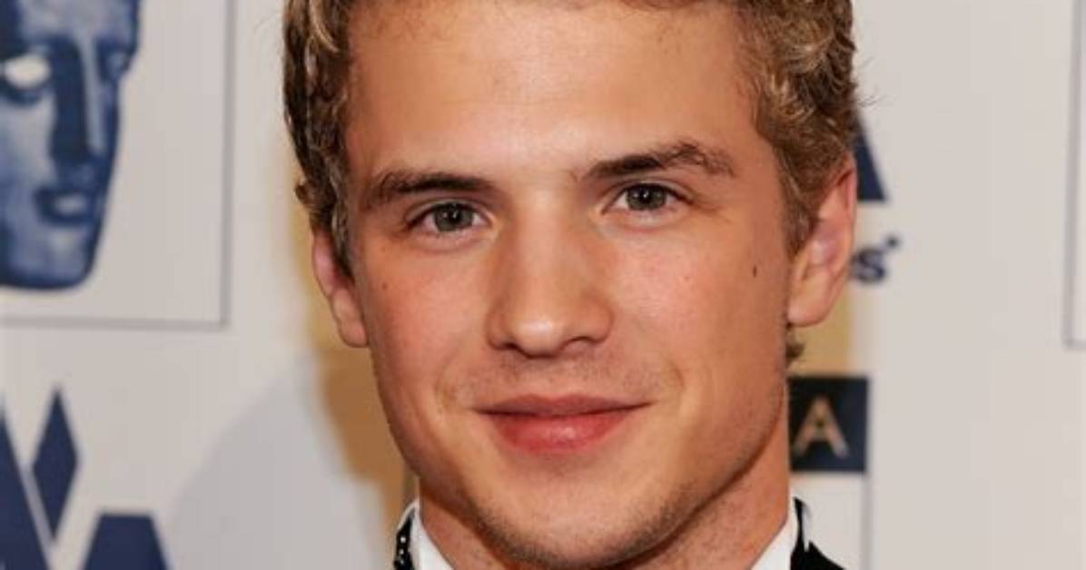 Freddie Stroma