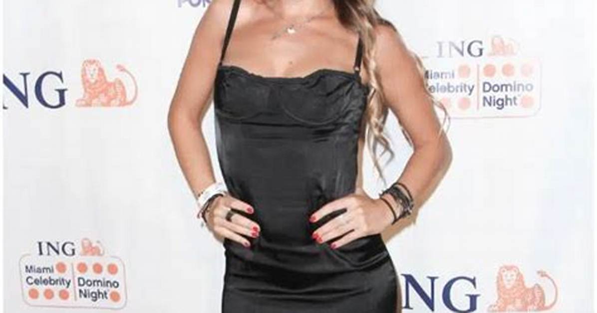 Frida Sofia Net Worth