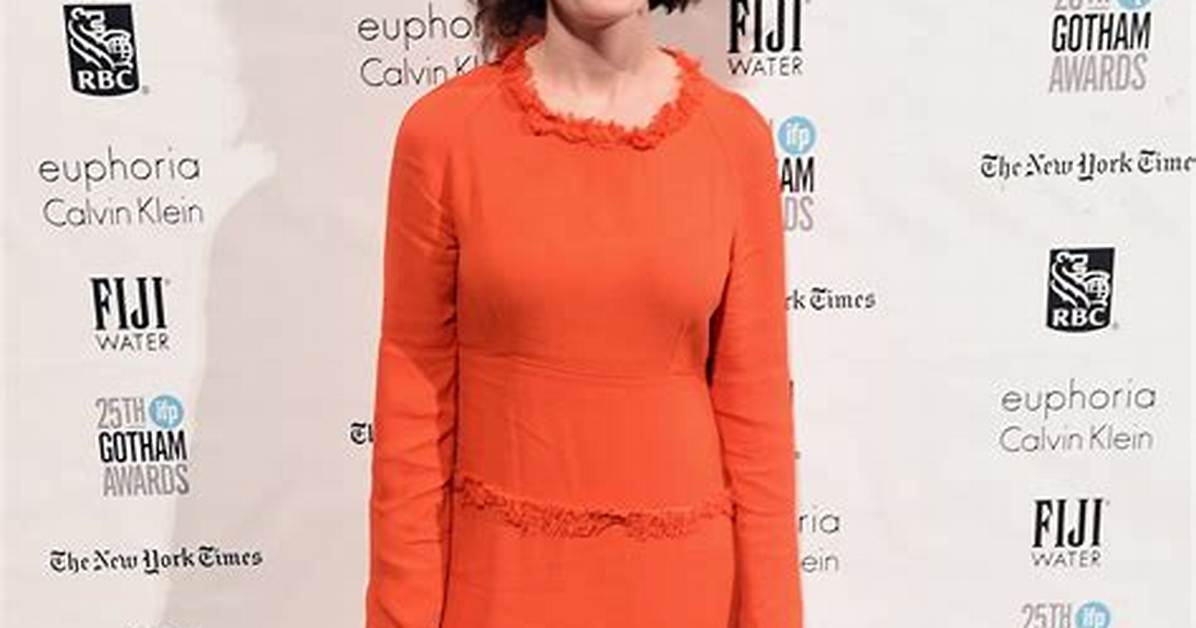Gaby Hoffmann Height