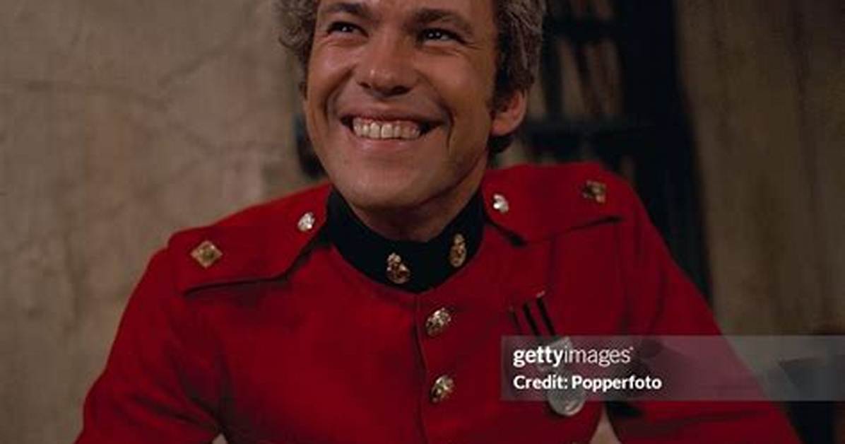 Gary Bond