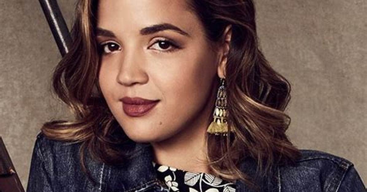 Georgie Flores