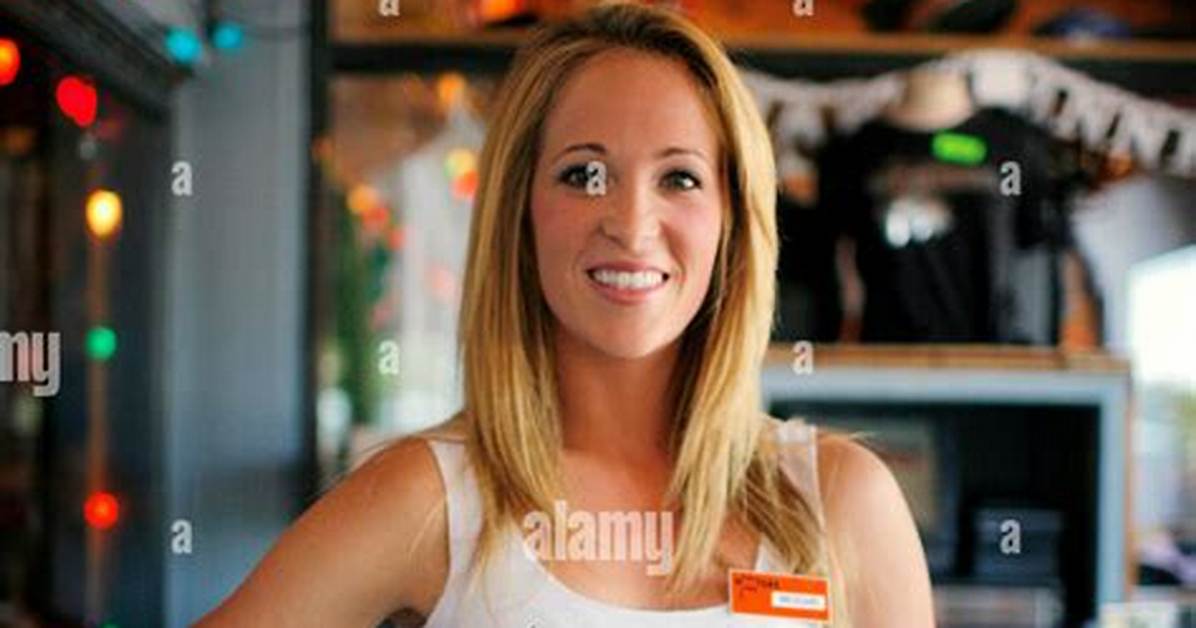 Hooters Waitresses