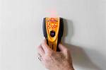 How Do Stud Finders Work
