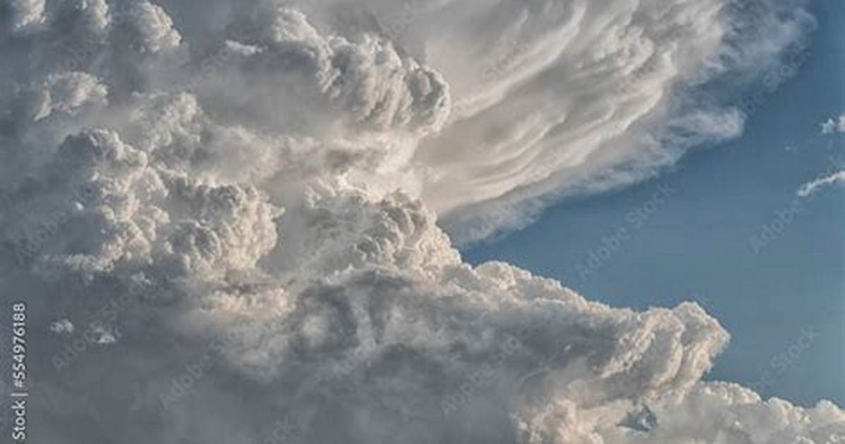 How Do Thunderheads Form?