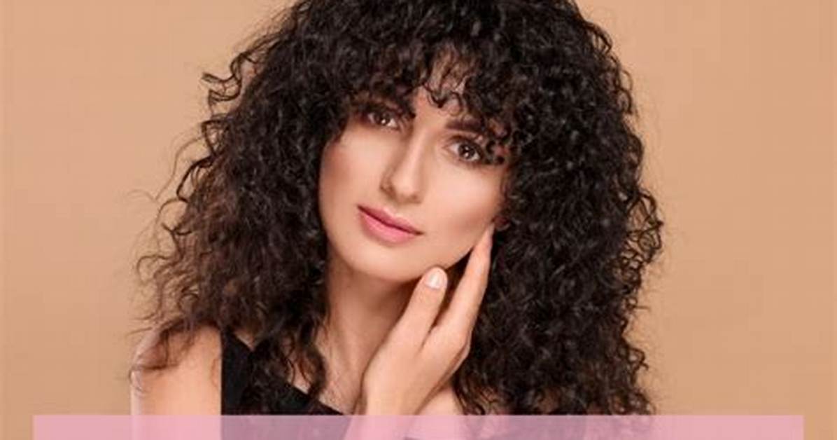 How Does a Perm Work Chemically?