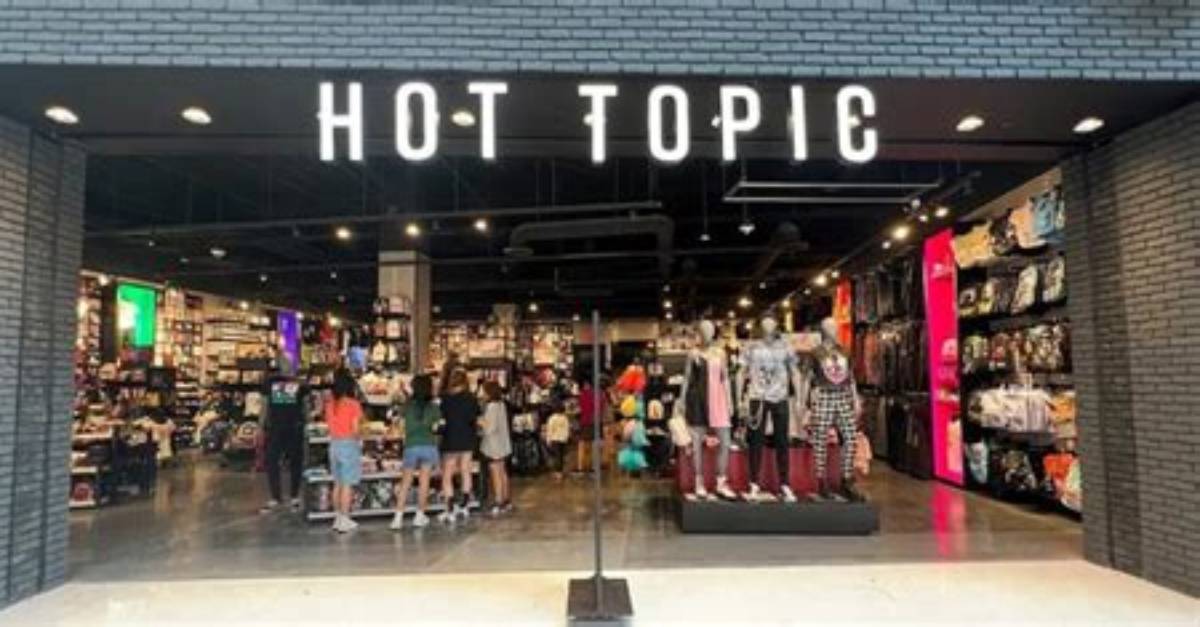 How Much Does Hot Topic Pay