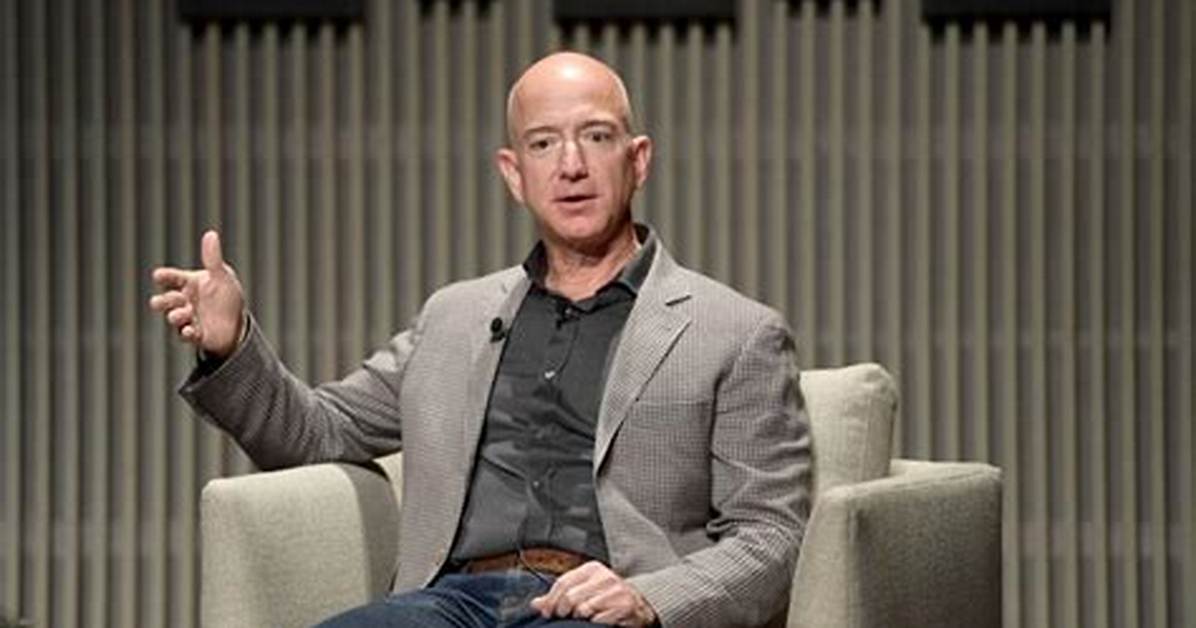 How Much Does Jeff Bezos Make a Second