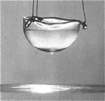 How Was Superfluidity Discovered?