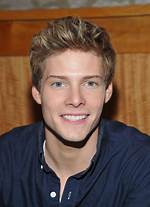 Hunter Parrish Net Worth - Celebnetworth