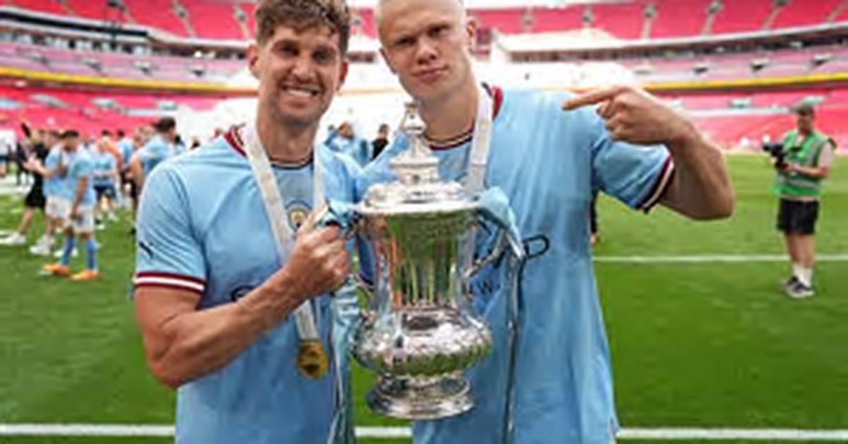Is Fa Cup Two Legged?