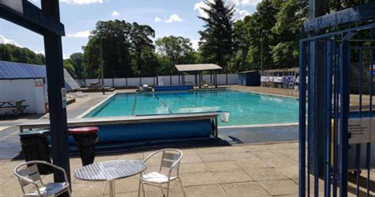 Is Stanhope Pool Open?