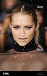 Is Teresa Palmer in Twilight?