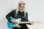 J Mascis