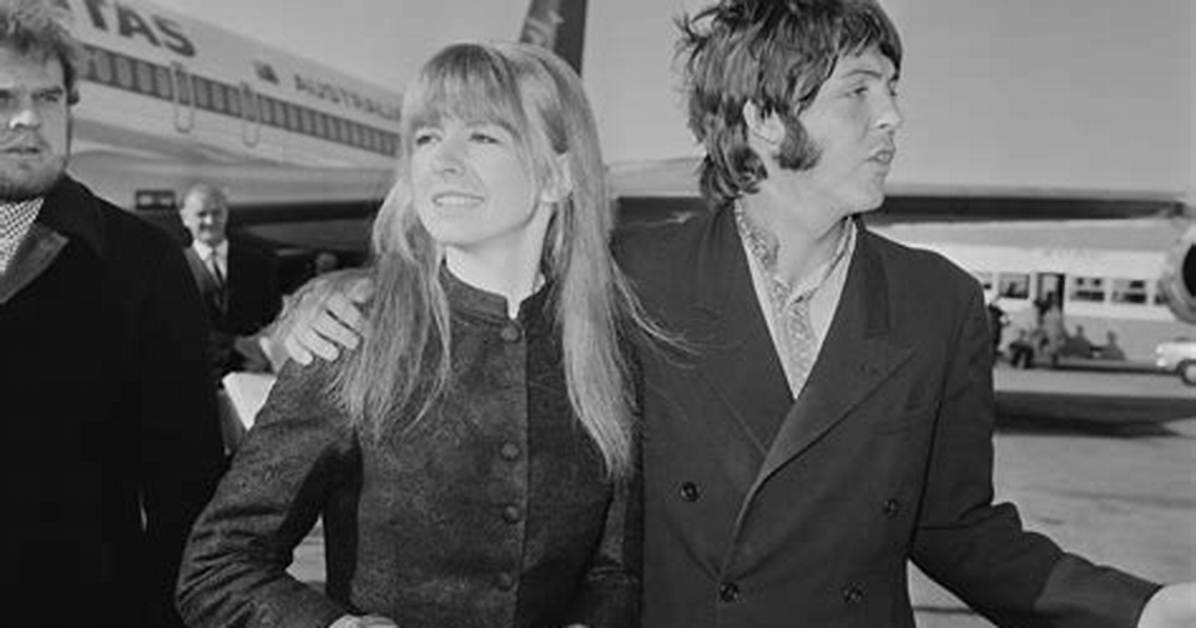 Jane Asher Height