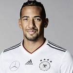Jerome Boateng: Bio, Net Worth, Age, Girlfriend, Family, Salary, Contract, Transfer, Nationality, Ethnicity, Awards, Height, Parents, Facts, Wiki