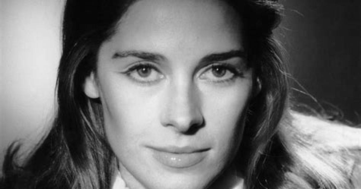 Joan Hackett Height
