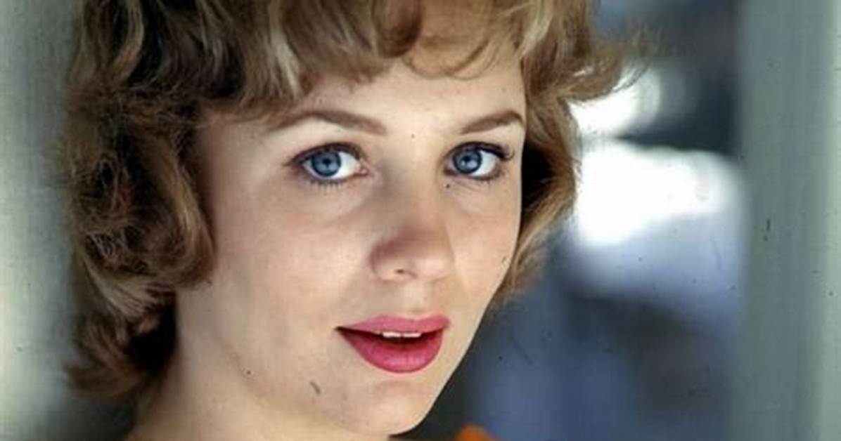 Joan Staley Height