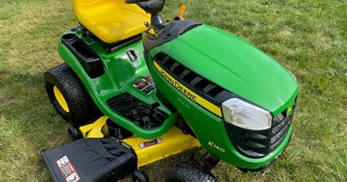 John Deere E140