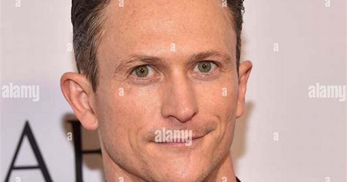 Jonathan Tucker