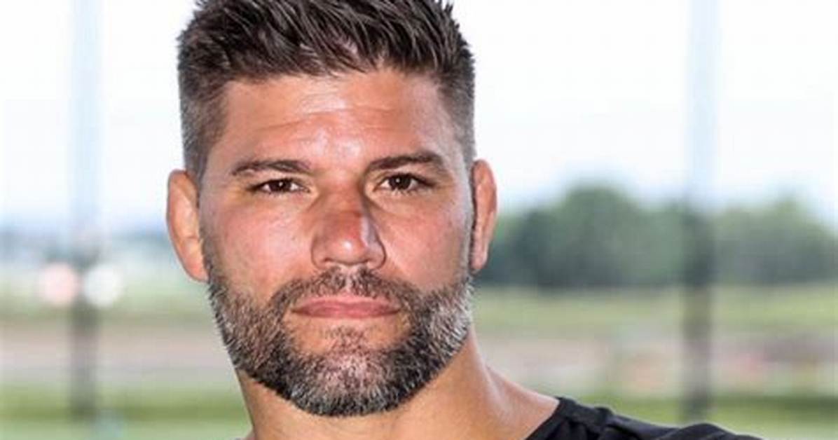 Josh Thomson