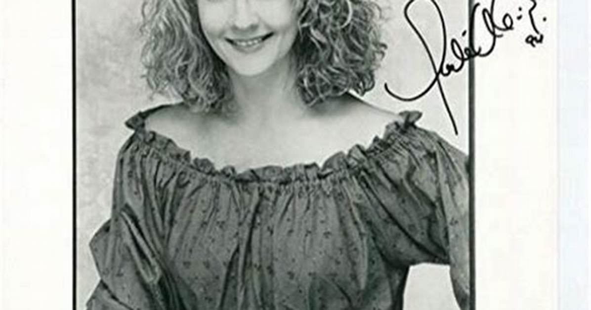 Julia Benjamin