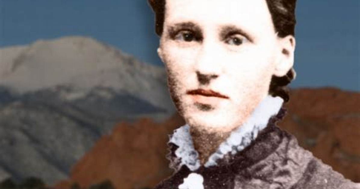 Julia Holmes