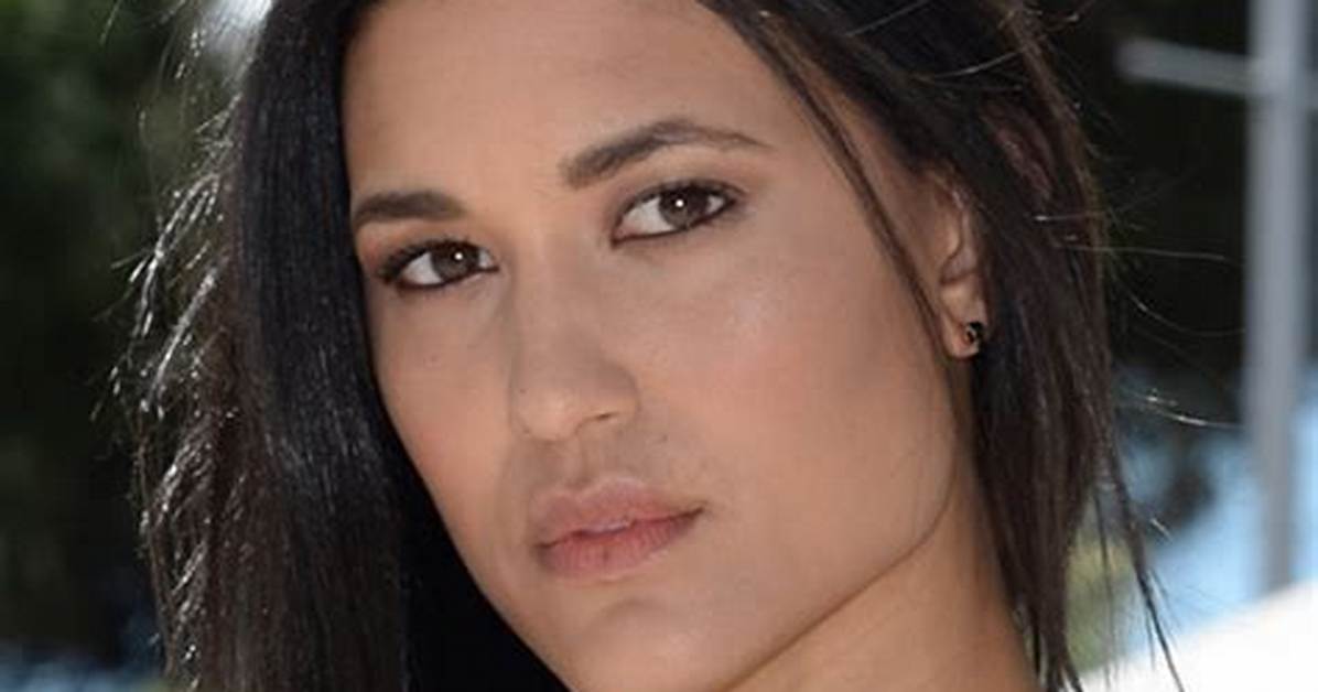 Julia Jones