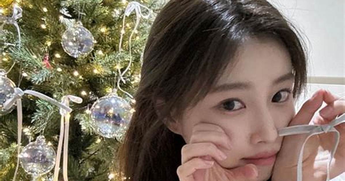 Kang Hyewon