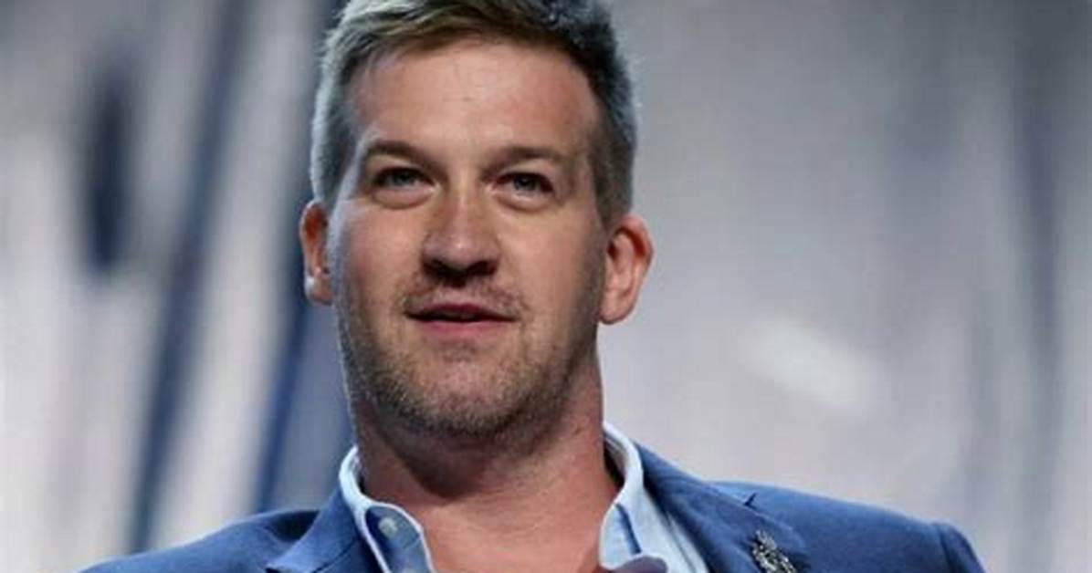 Kenneth Mitchell Net Worth