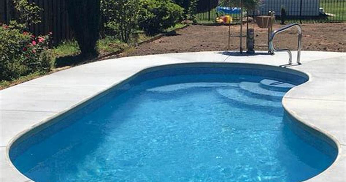 Kidney Shaped Pool