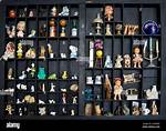 Knick-___ (Small Object)
