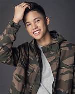 Kyle Echarri