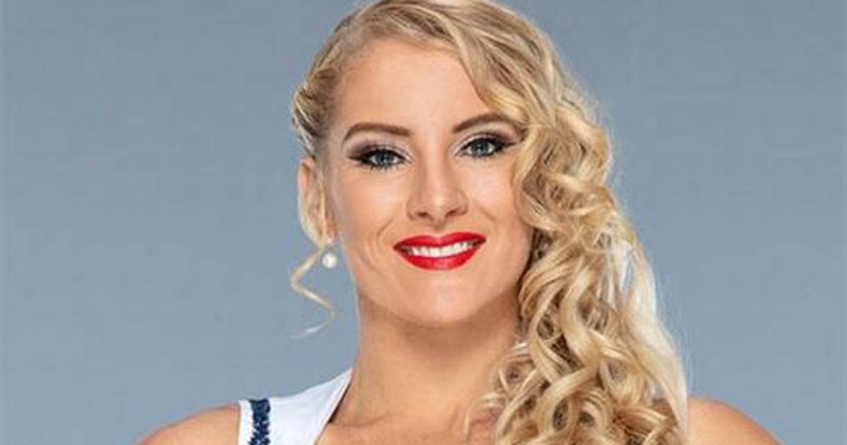 Lacey Evans
