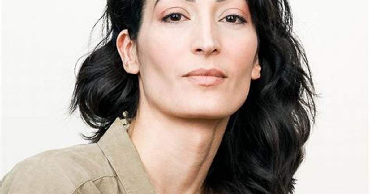 Laetitia Eido Height