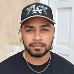 Lamont Holt
