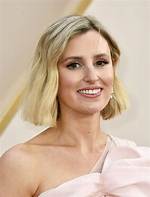 Laura Carmichael Height