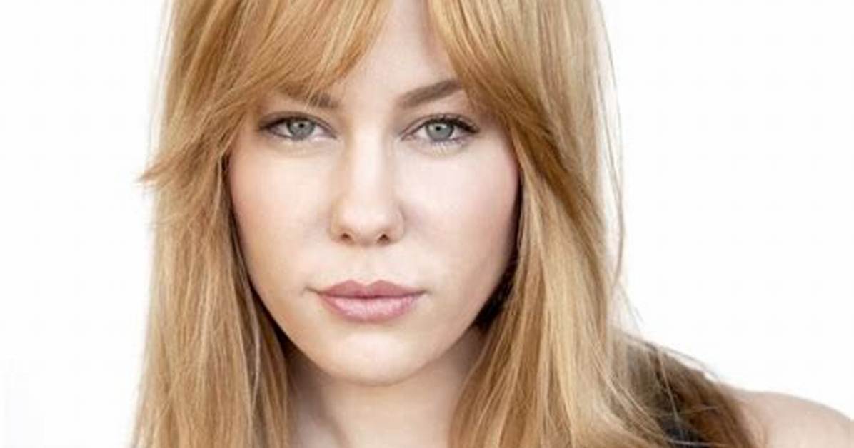 Laura Niles